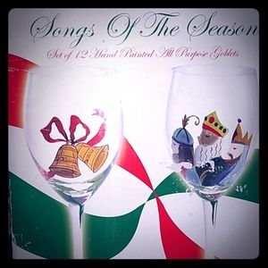 12 Songs of the Season Wine Glasses